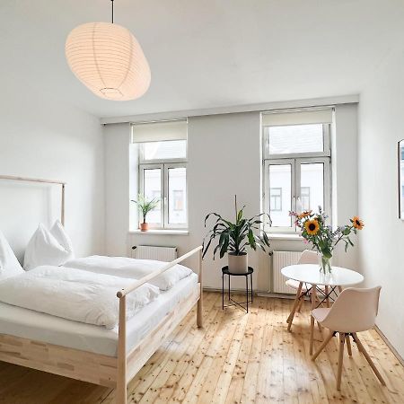 Central Apartment Next To Belvedere Castle Wina Bagian luar foto