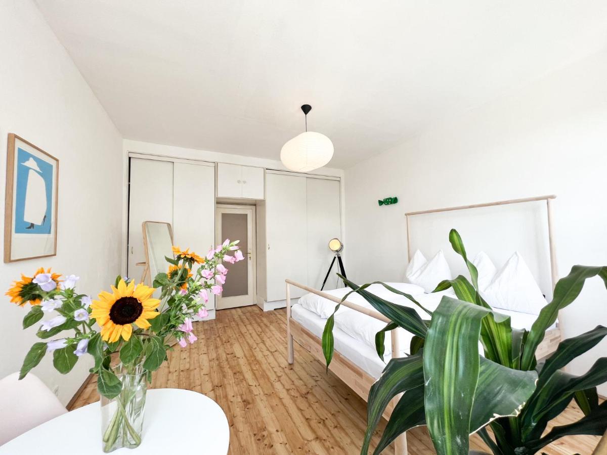 Central Apartment Next To Belvedere Castle Wina Bagian luar foto