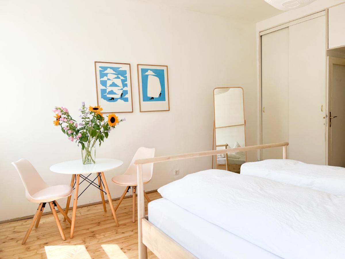 Central Apartment Next To Belvedere Castle Wina Bagian luar foto